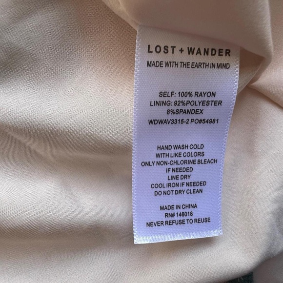 Lost + Wander multi-coloured floral maxi dress w/ adjustable straps (size L) 194 - Picture 6 of 6